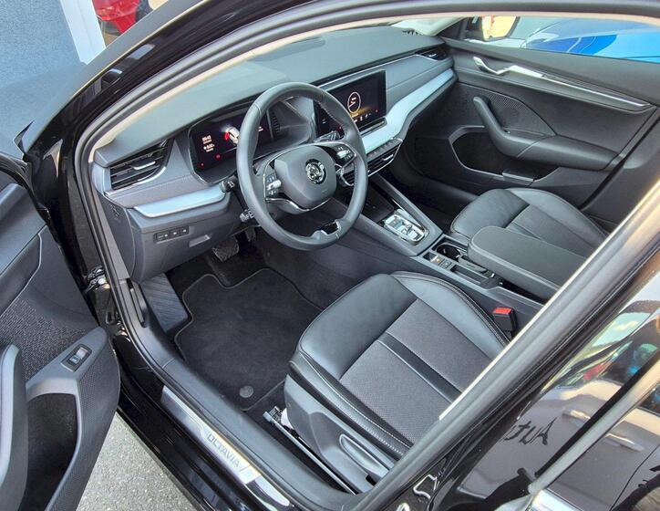 Škoda Octavia 12