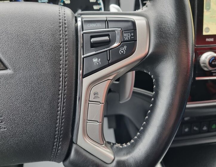 Mitsubishi Outlander 16