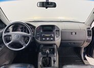 Mitsubishi Pajero SUV / Terénní 2,5 l 85 kw