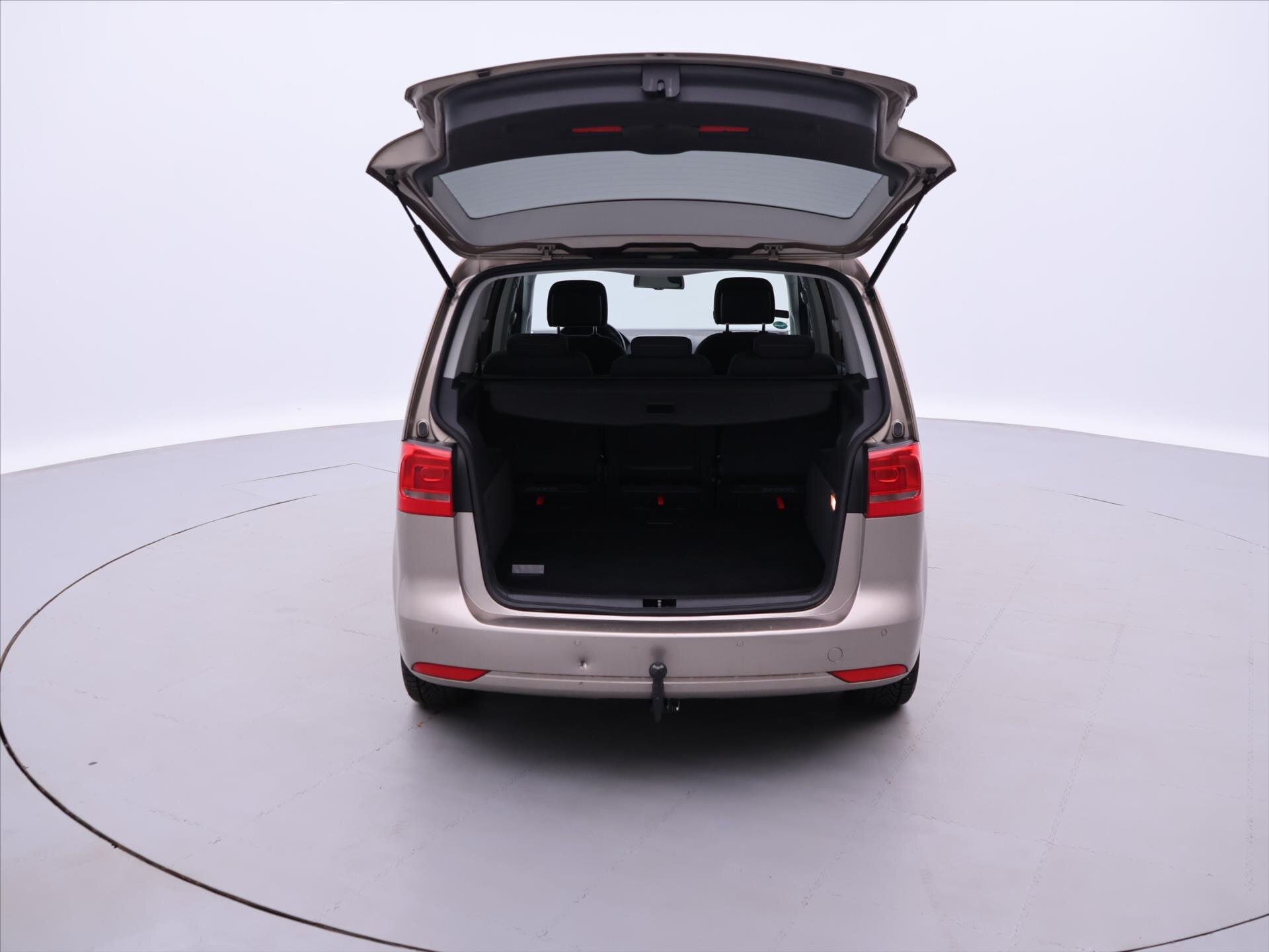 Volkswagen Touran MPV 1,4 l 103 kw