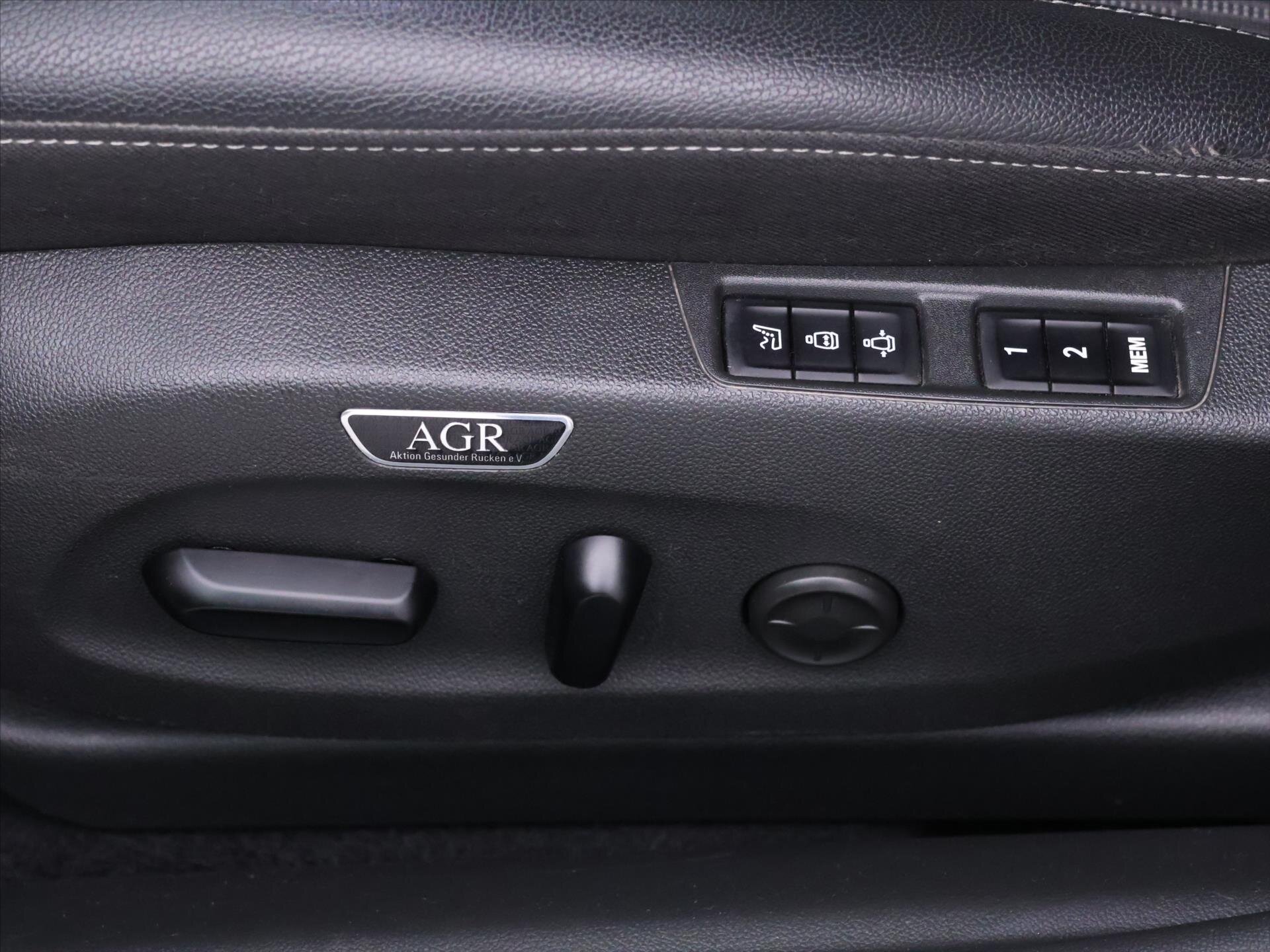 Opel Insignia Kombi 2,0 l 128 kw