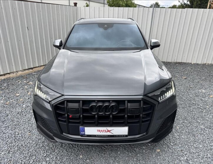 Audi SQ7 Kombi 4,0 l 320 kw