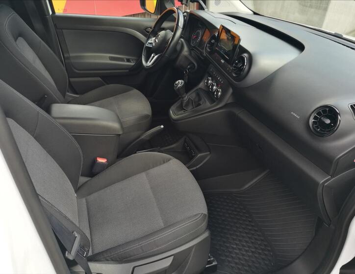 Mercedes-Benz Citan 9