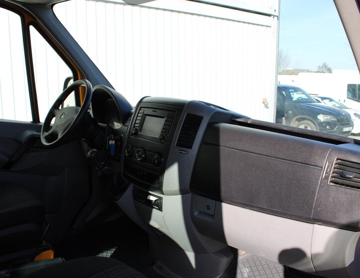 Mercedes-Benz Sprinter Užitková 2,1 l 120 kw