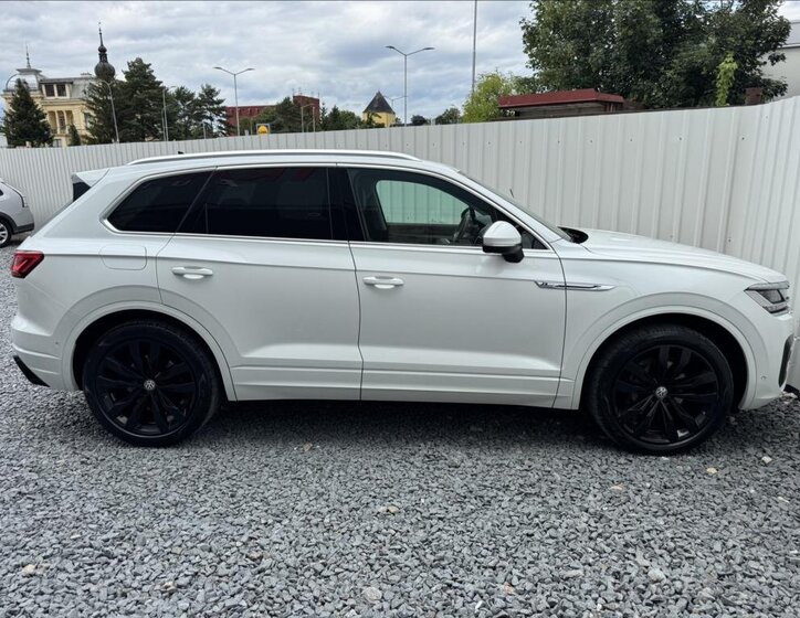 Volkswagen Touareg Kombi 3,0 l 210 kw