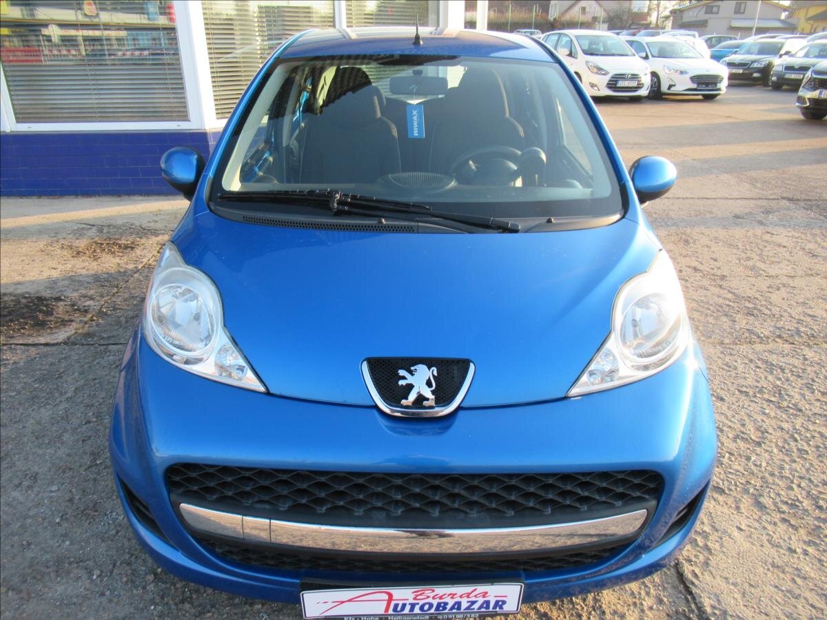 Peugeot 107 Hatchback 998,0 50 kw