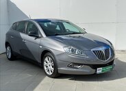 Lancia Delta Hatchback 1,6 l 88 kw