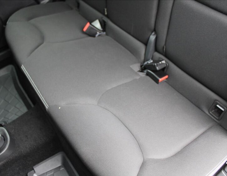 Renault Clio Hatchback 898,0 56 kw