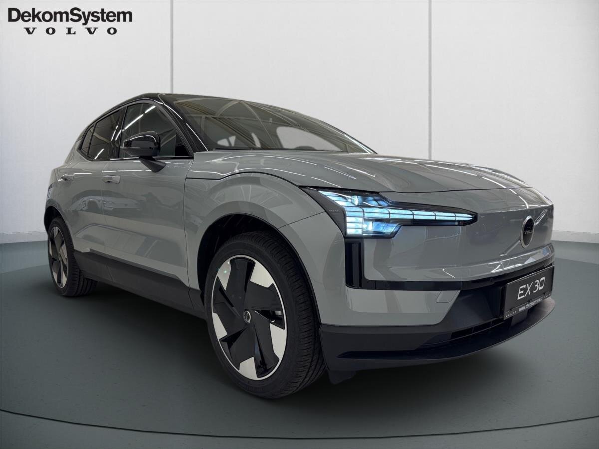 Volvo EX30 SUV 0,0 200 kw