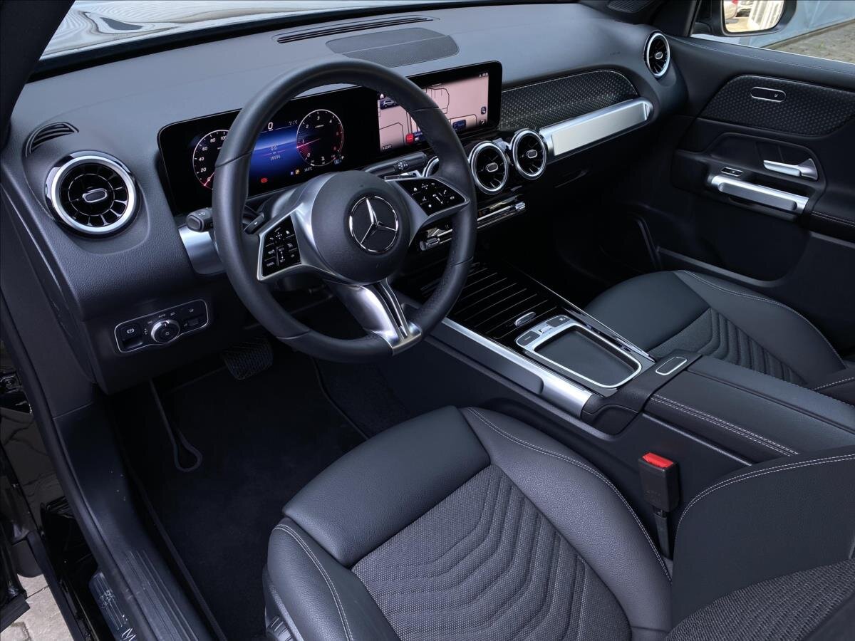 Mercedes-Benz GLB SUV / Terénní 2,0 l 110 kw