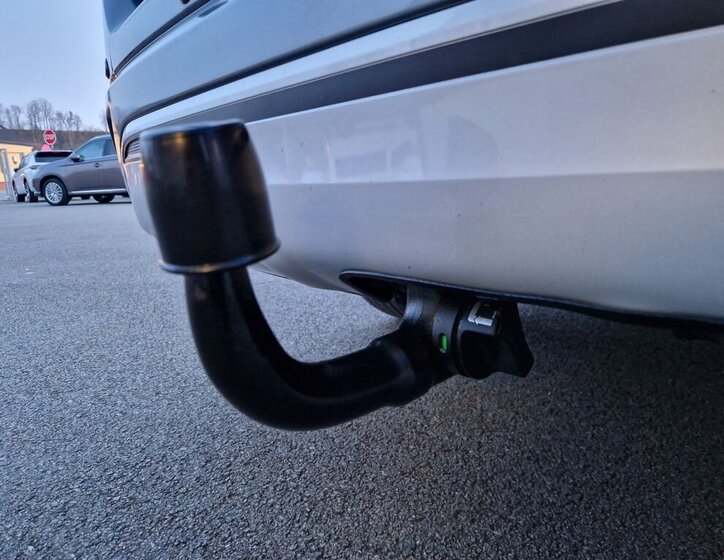 Mitsubishi Outlander SUV / Terénní 2,4 l 165 kw