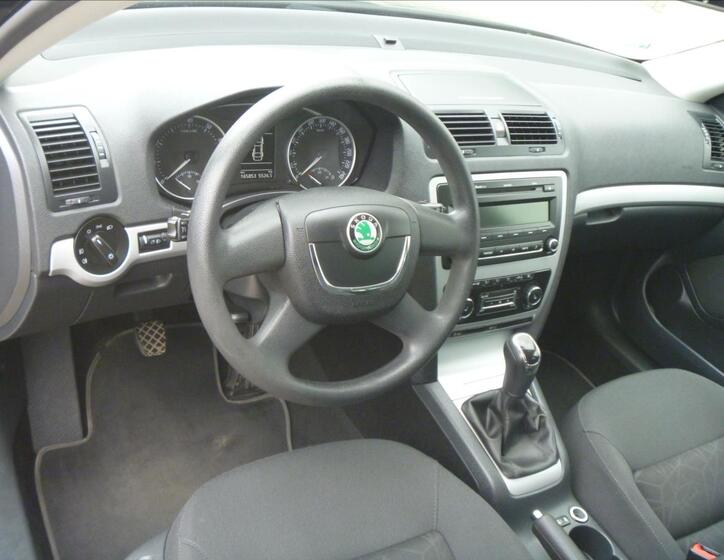 Škoda Octavia 12