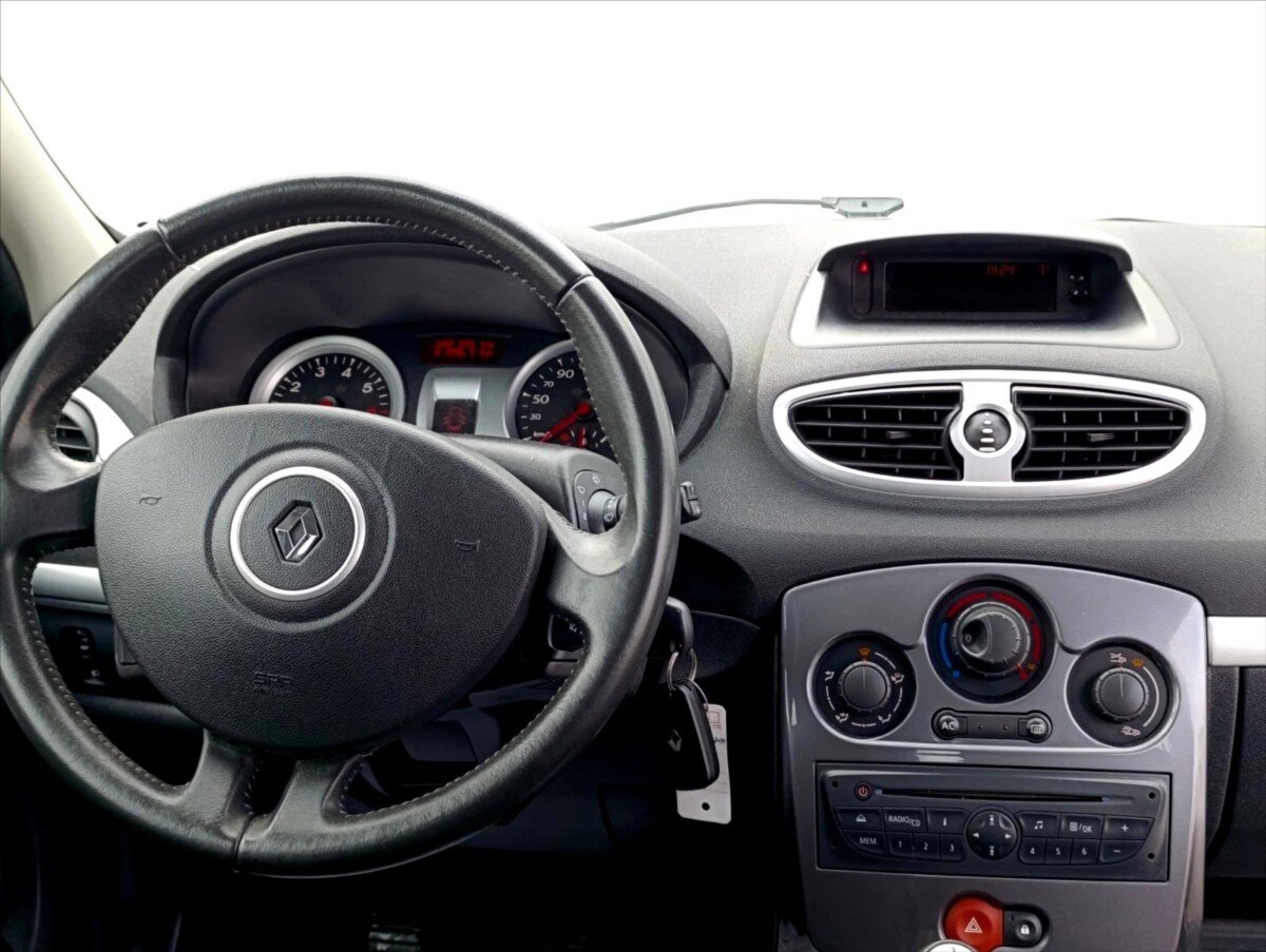 Renault Clio Hatchback 1,1 l 55 kw