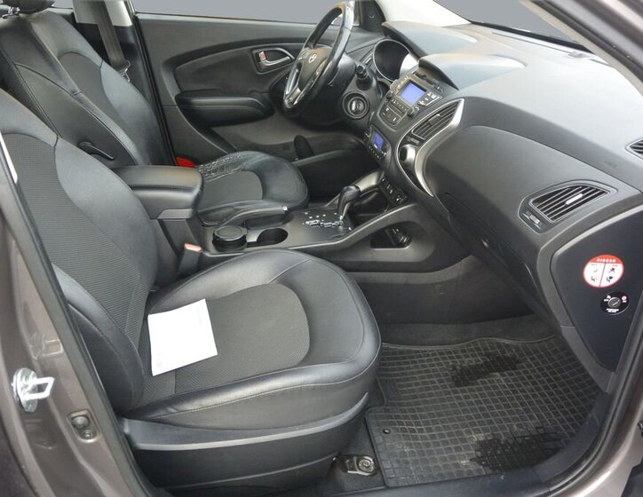 Hyundai ix35 SUV / Terénní 2,0 l 100 kw