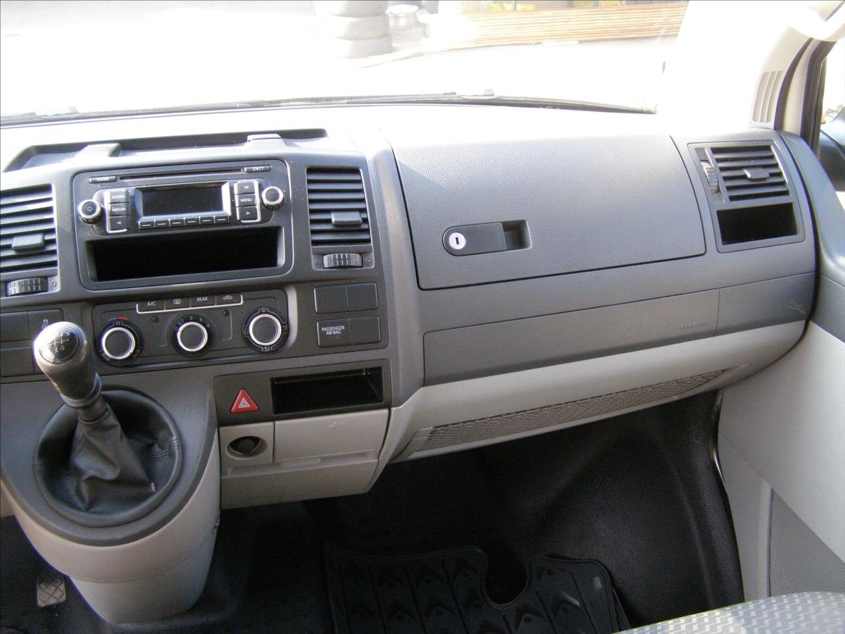 Volkswagen Caravelle