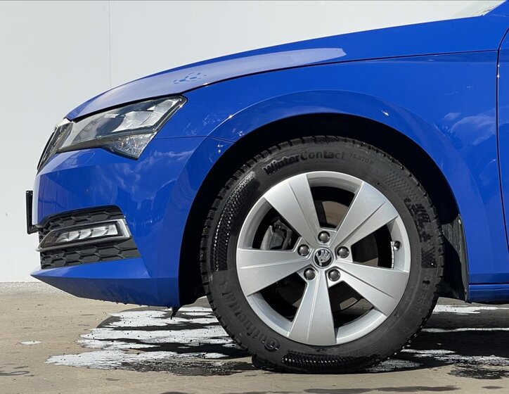 Škoda Superb Liftback 1,5 l 110 kw