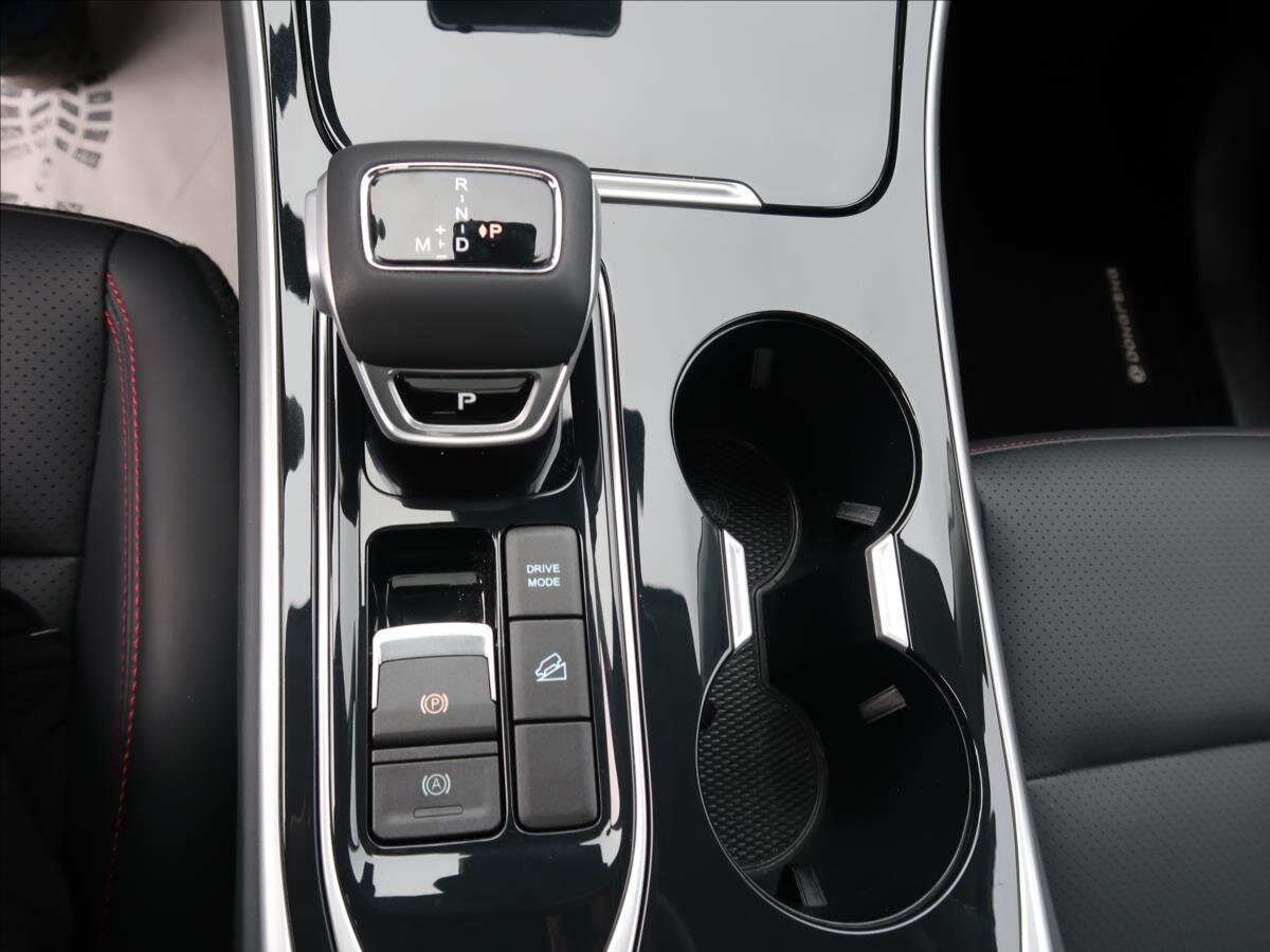 Dongfeng T5 EVO SUV 1,5 l 130 kw