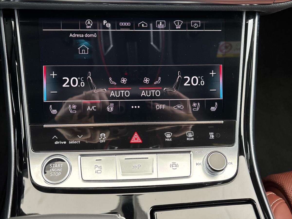 Audi A8 Sedan / Limuzína 3,0 l 210 kw