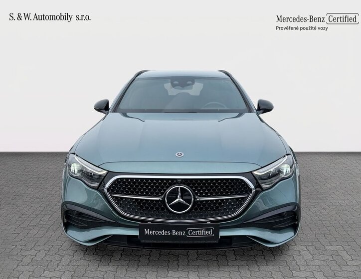 Mercedes-Benz Třídy E Kombi 2,0 l 145 kw