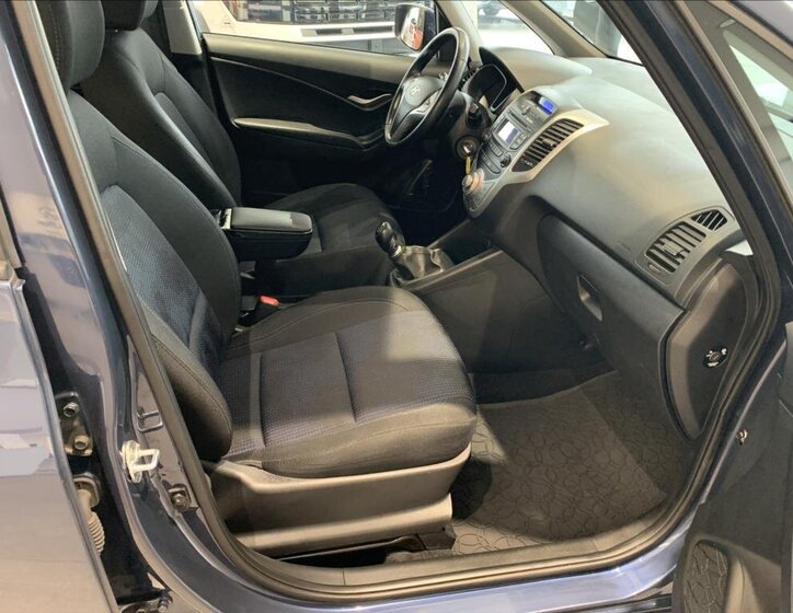 Hyundai ix20 MPV 1,4 l 66 kw