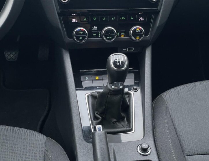 Škoda Octavia Kombi 1,6 l 85 kw