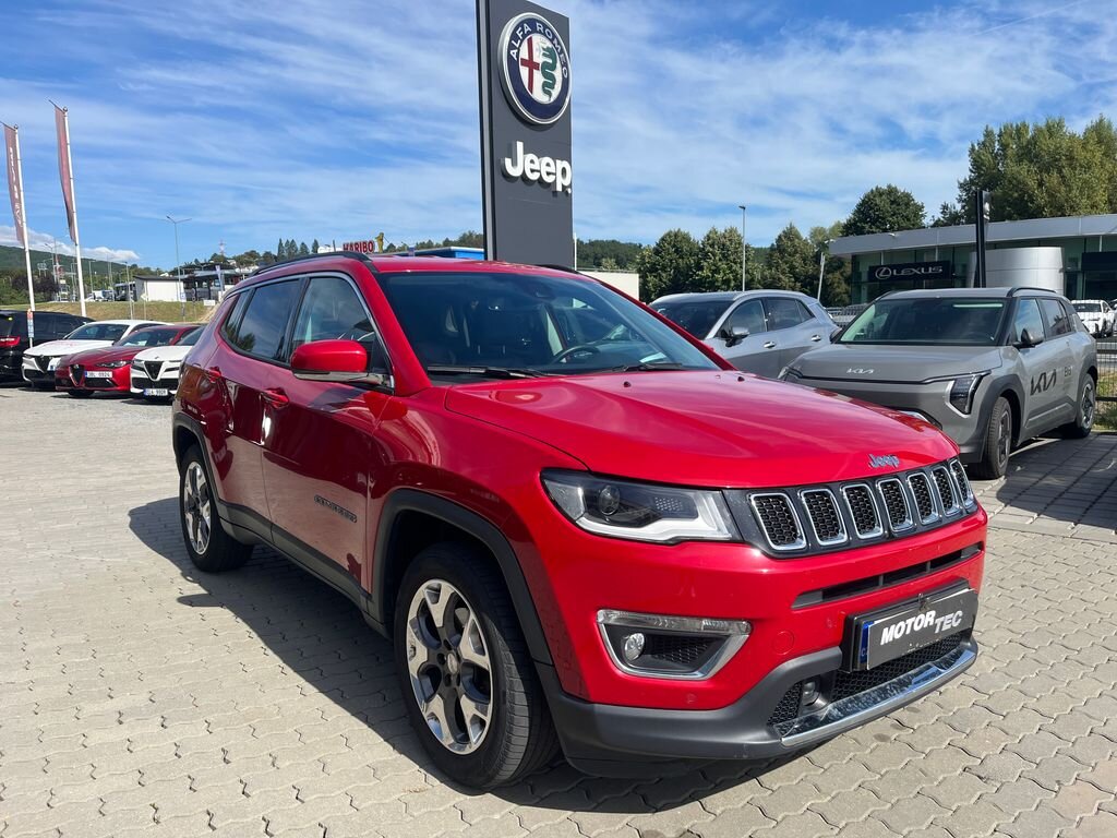 Jeep Compass SUV 1,4 l 103 kw
