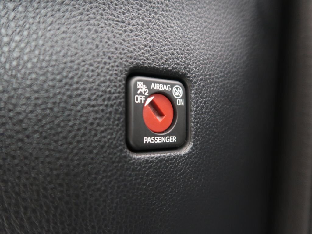 Toyota Aygo Hatchback 998,0 53 kw