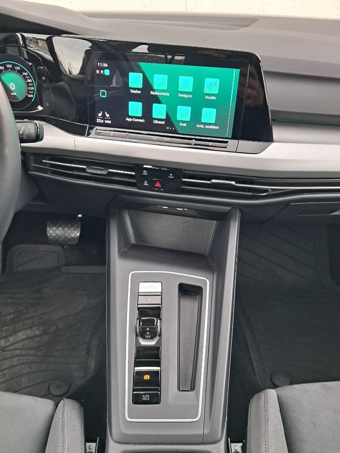 Volkswagen Golf Hatchback 999,0 81 kw