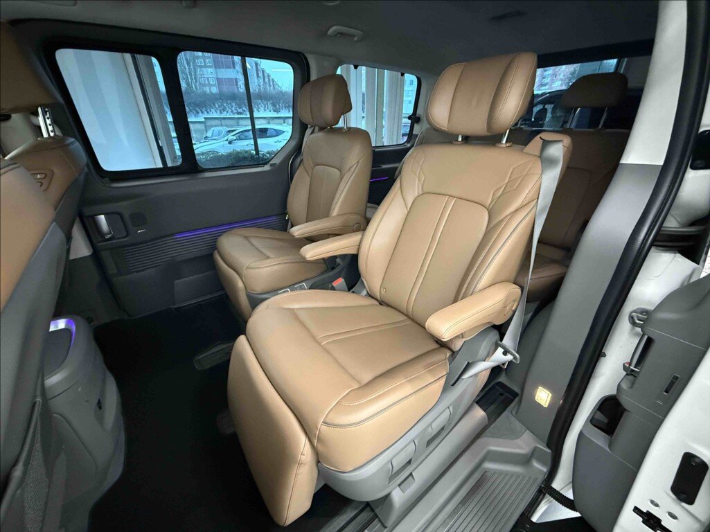 Hyundai Staria MPV 2,2 l 130 kw