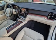 Volvo V60 Kombi 2,0 l 140 kw