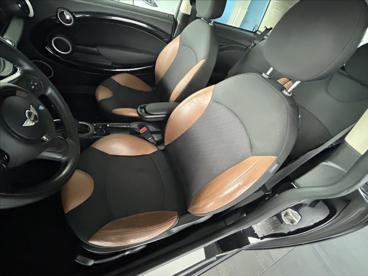 Mini Cooper Hatchback 1,6 l 90 kw