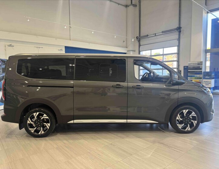 Ford Tourneo Kombi 2,5 l 171 kw