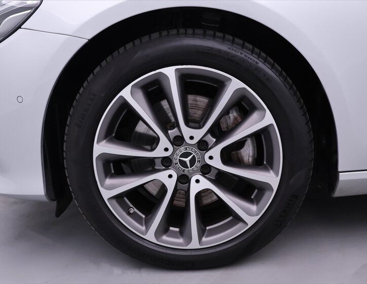 Mercedes-Benz Třídy E 39