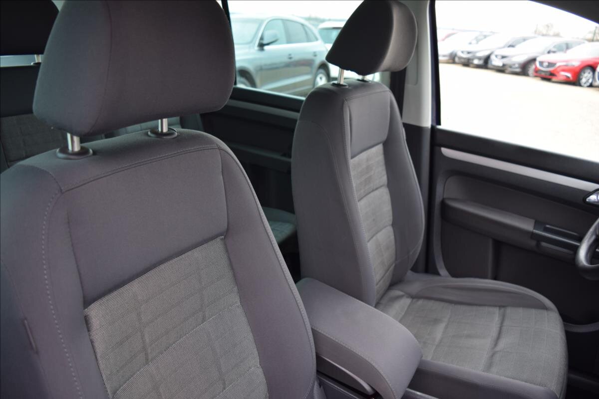 Volkswagen Touran Kombi 1,4 l 103 kw