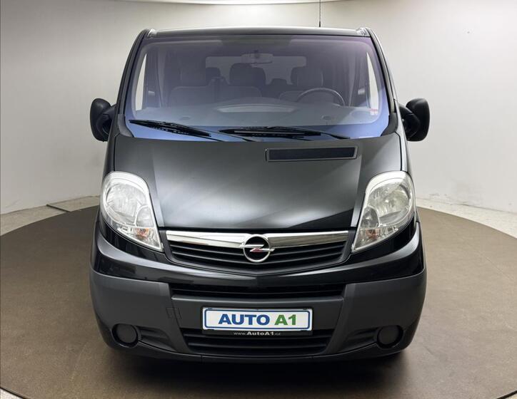 Opel Vivaro 2