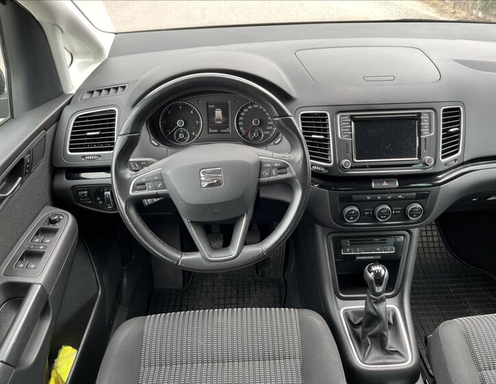 Seat Alhambra Kombi 2,0 l 110 kw