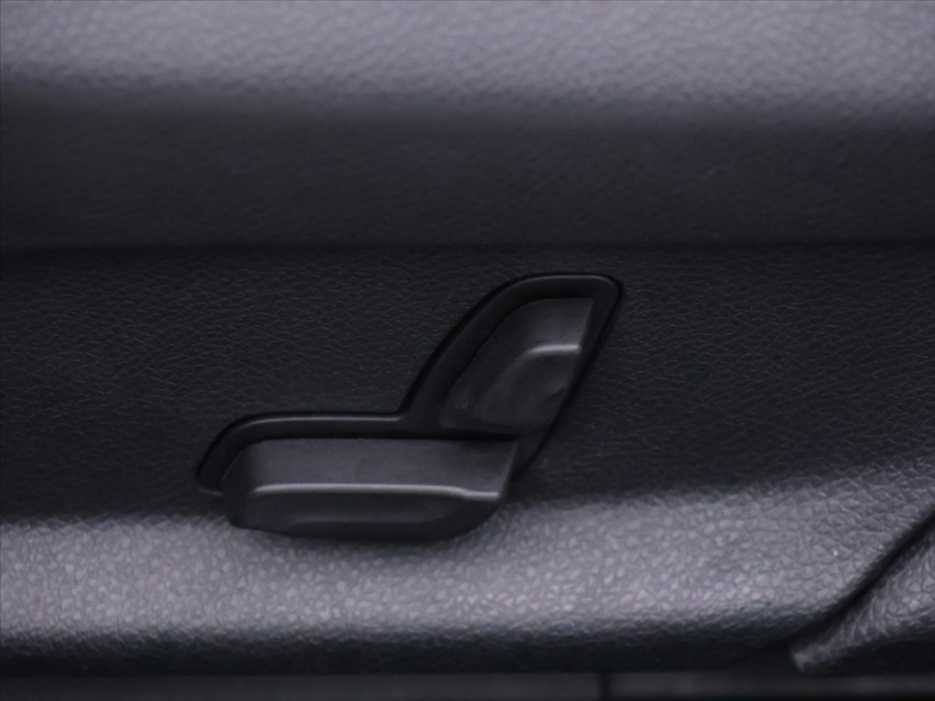 Mercedes-Benz Třídy C Kombi 2,1 l 150 kw