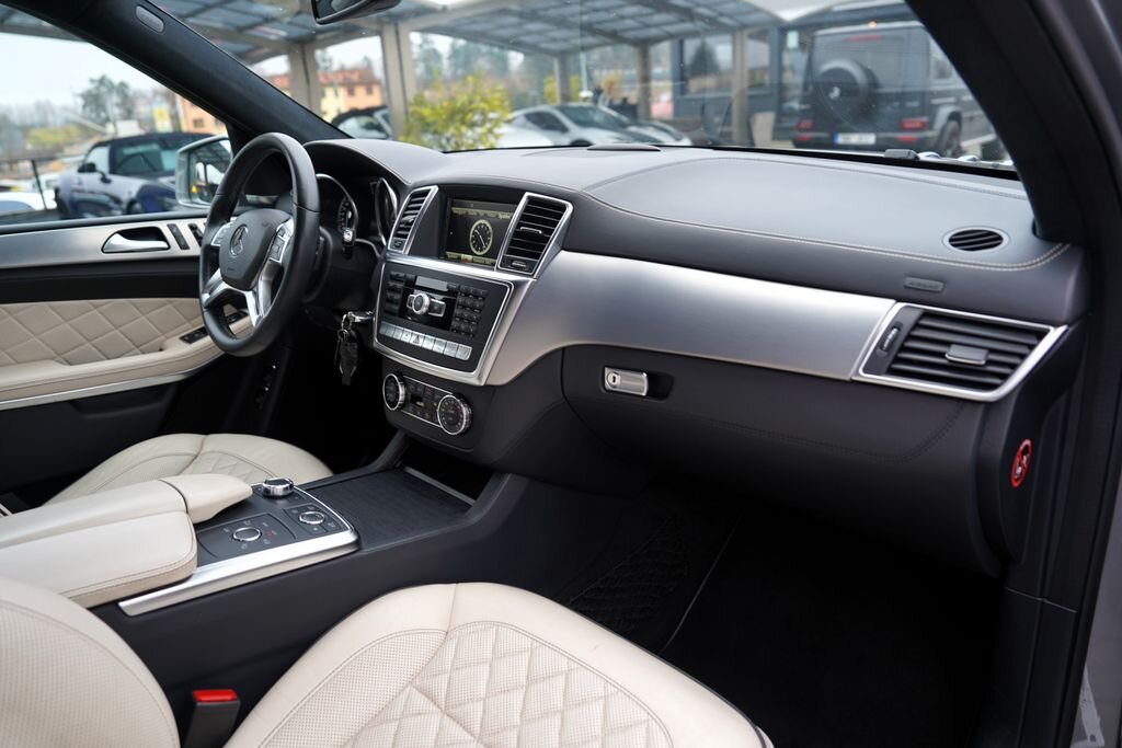 Mercedes-Benz GL SUV 3,0 l 190 kw