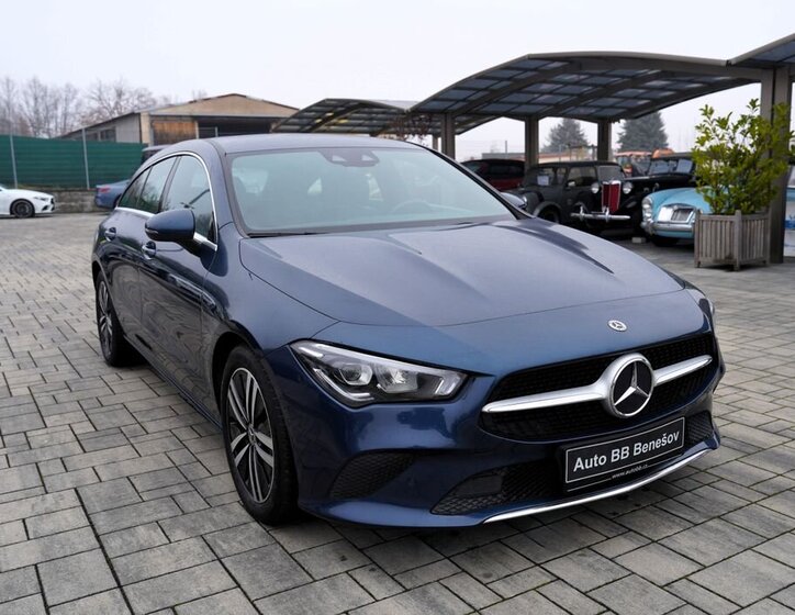 Mercedes-Benz CLA 8