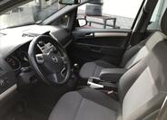 Opel Zafira 8
