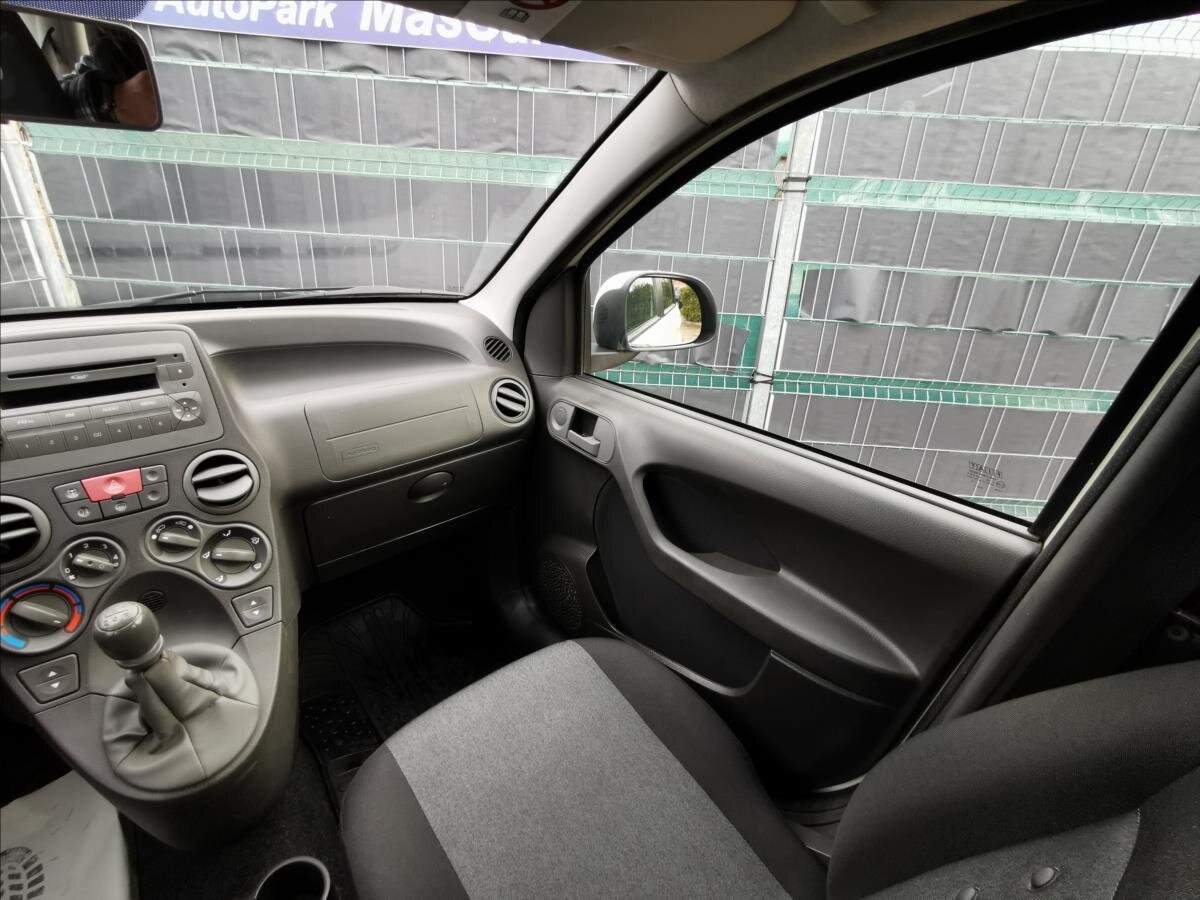 Fiat Panda Hatchback 1,2 l 51 kw