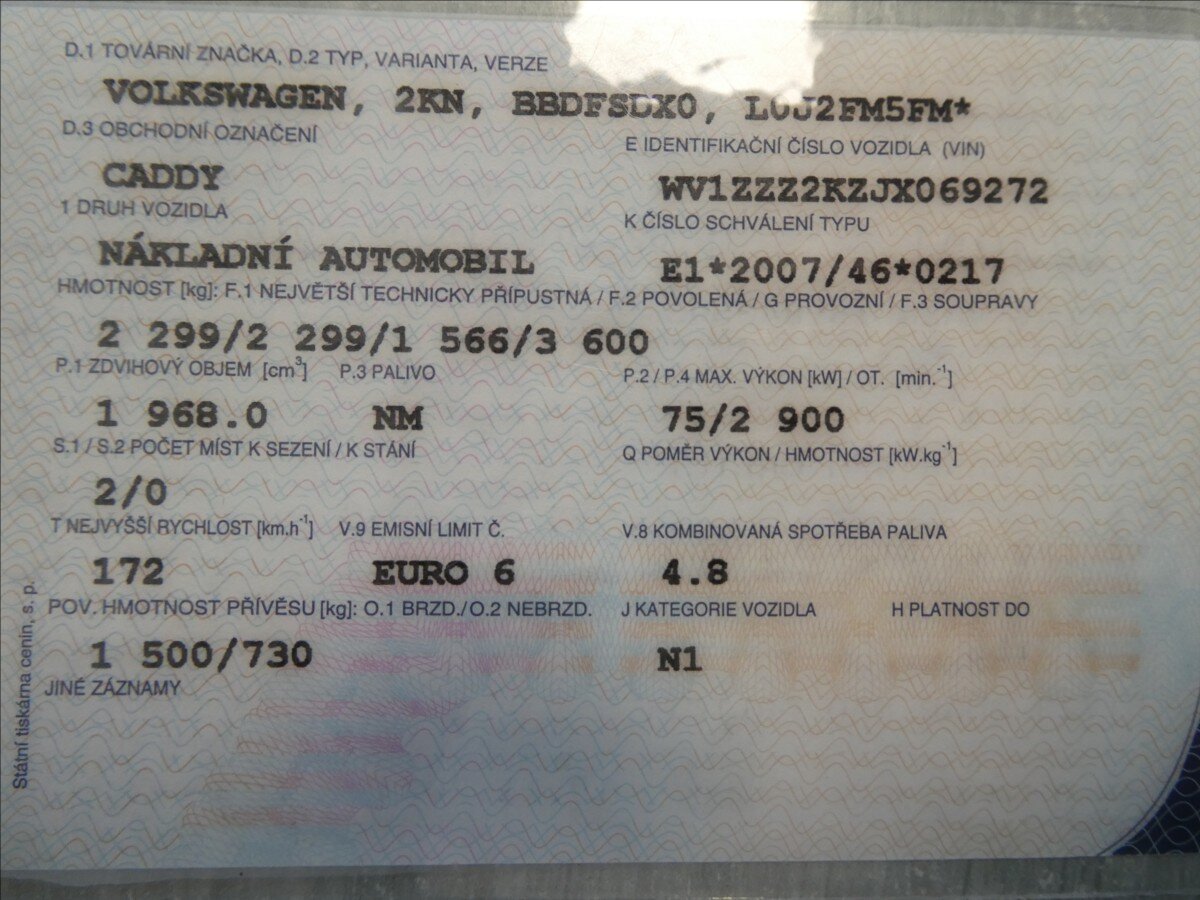Volkswagen Caddy Skříň 2,0 l 75 kw