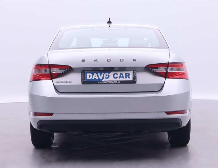 Škoda Superb Liftback 2,0 l 110 kw