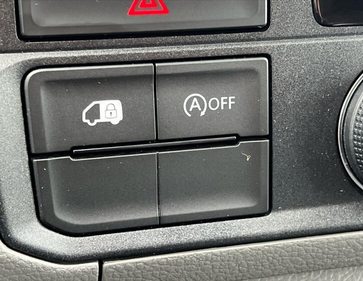 Volkswagen Crafter Skříň 2,0 l 75 kw