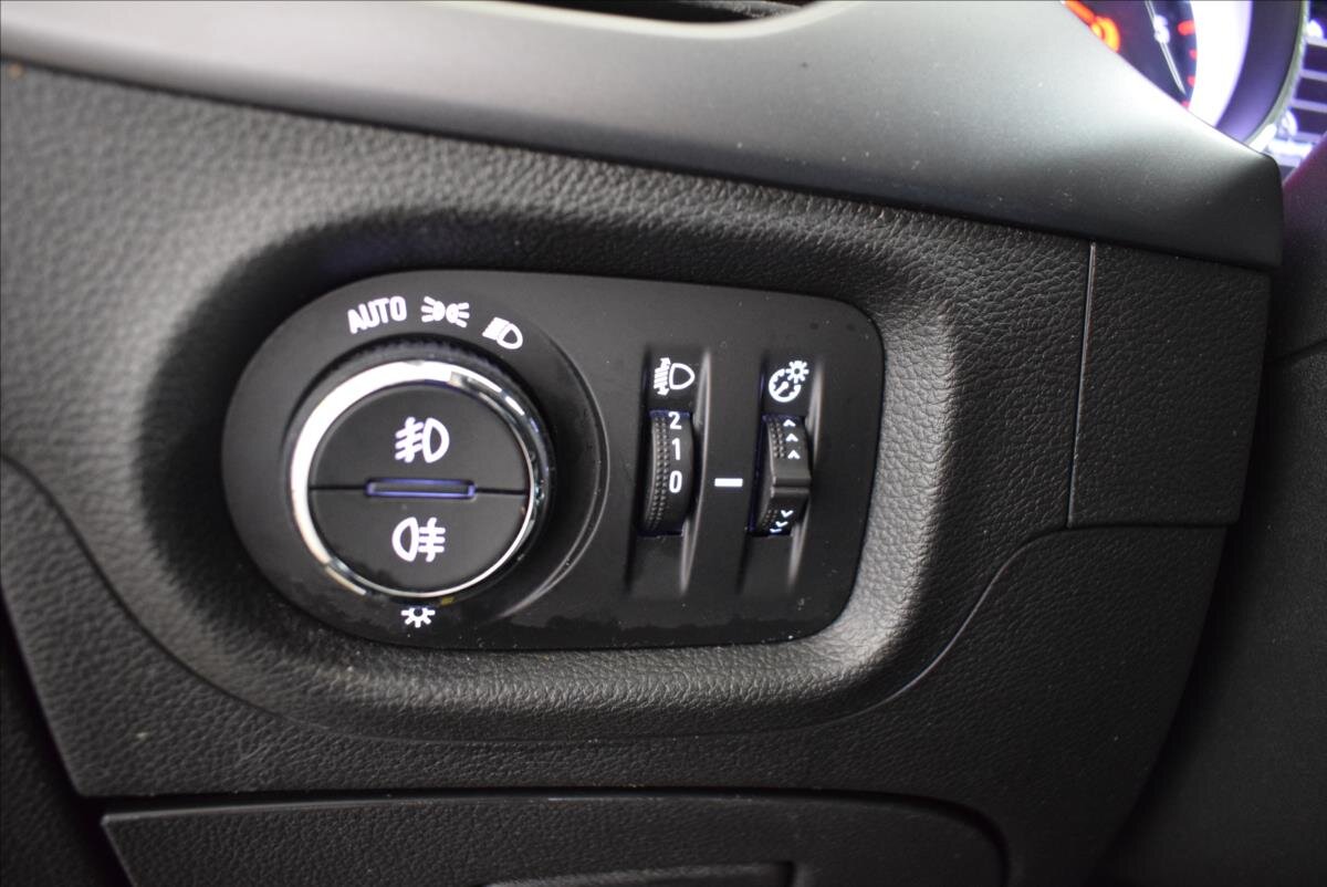 Opel Astra Kombi 1,5 l 77 kw