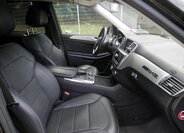 Mercedes-Benz GL SUV 4,7 l 320 kw