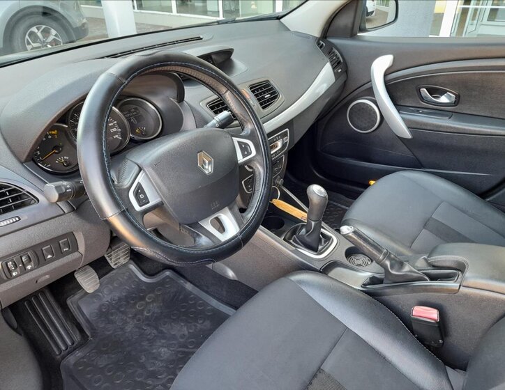 Renault Fluence Sedan / Limuzína 1,6 l 81 kw