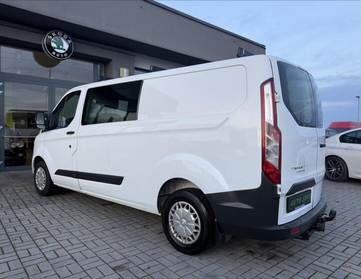 Ford Transit Custom 8
