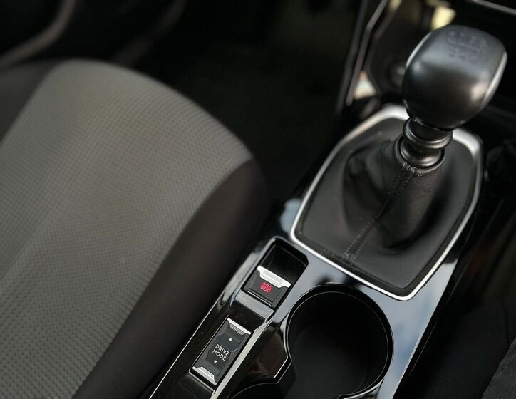 Peugeot 2008 SUV 1,2 l 74 kw