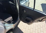 Nissan Micra Hatchback 1,2 l 48 kw